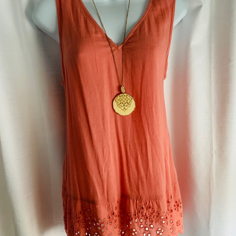 Old Navy tank